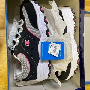 Champion Women's Margaret Runner 9.5W - Black & Pink